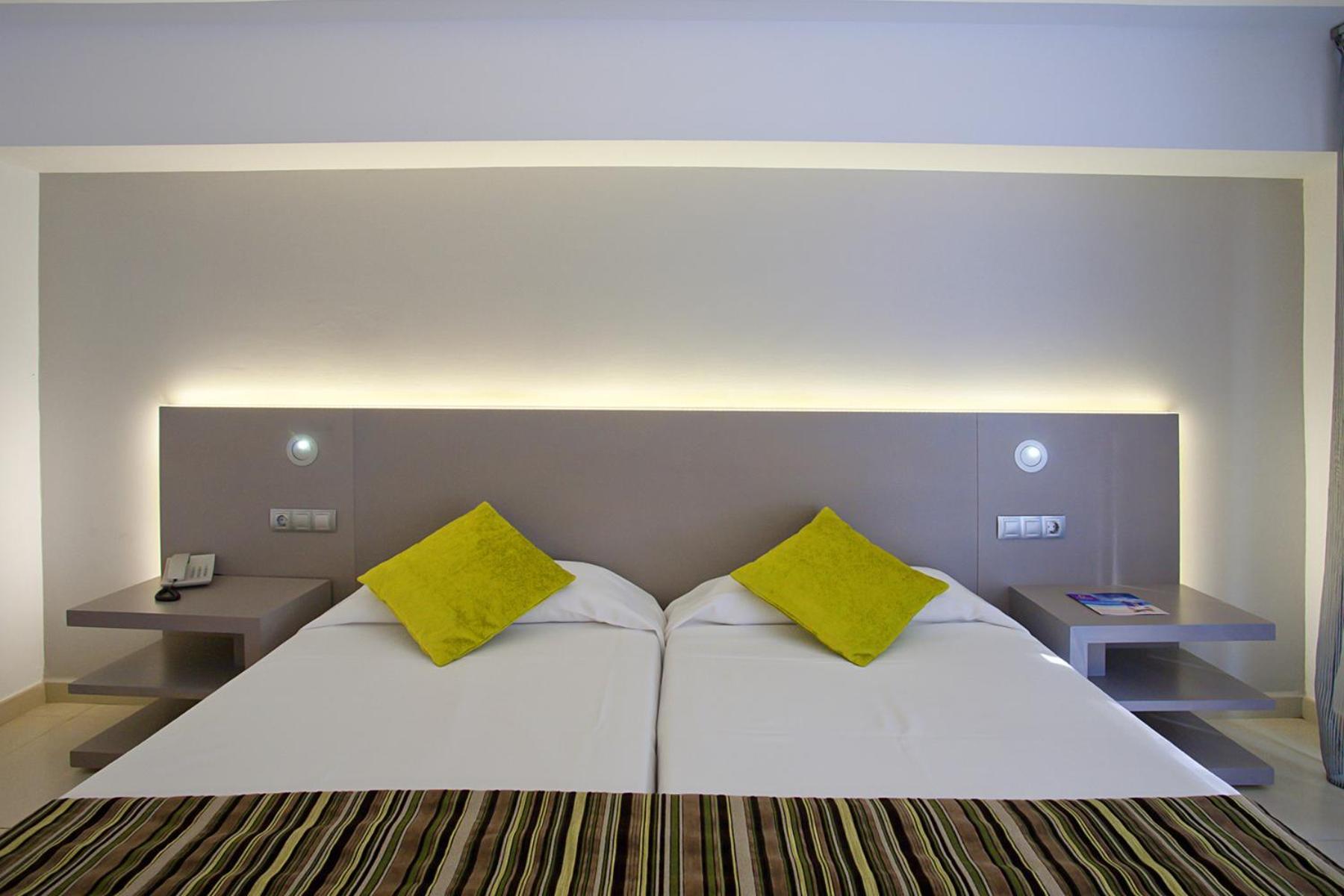 Economy Double Room,1618820905:JPEG