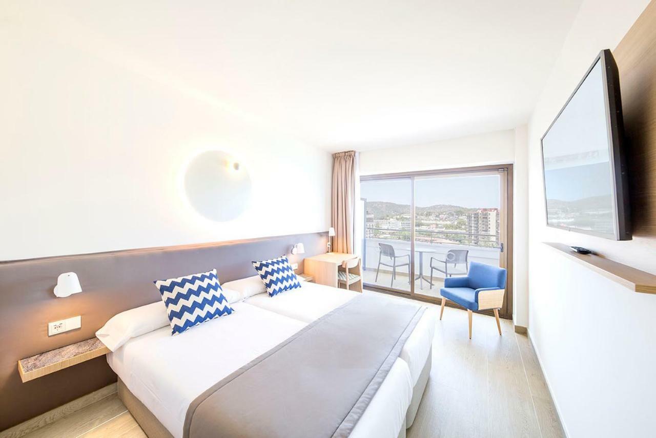 Single Room Sea View,893408815:JPEG